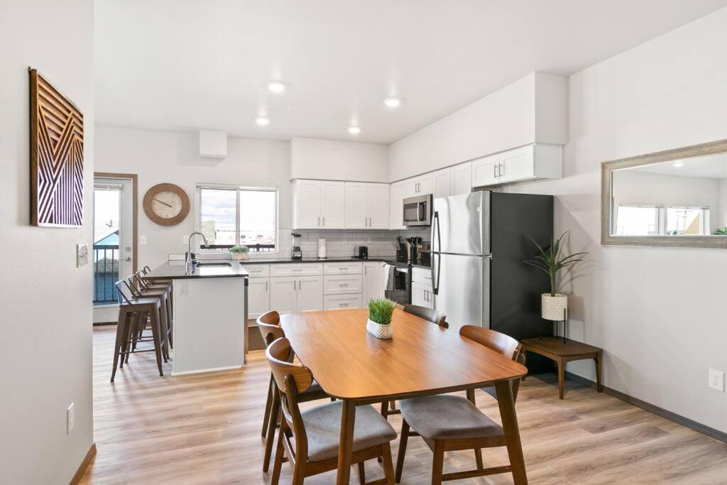 Appartamento Brand New 2 Bd 2 Bth Near Dt And Perry District Spokane Esterno foto