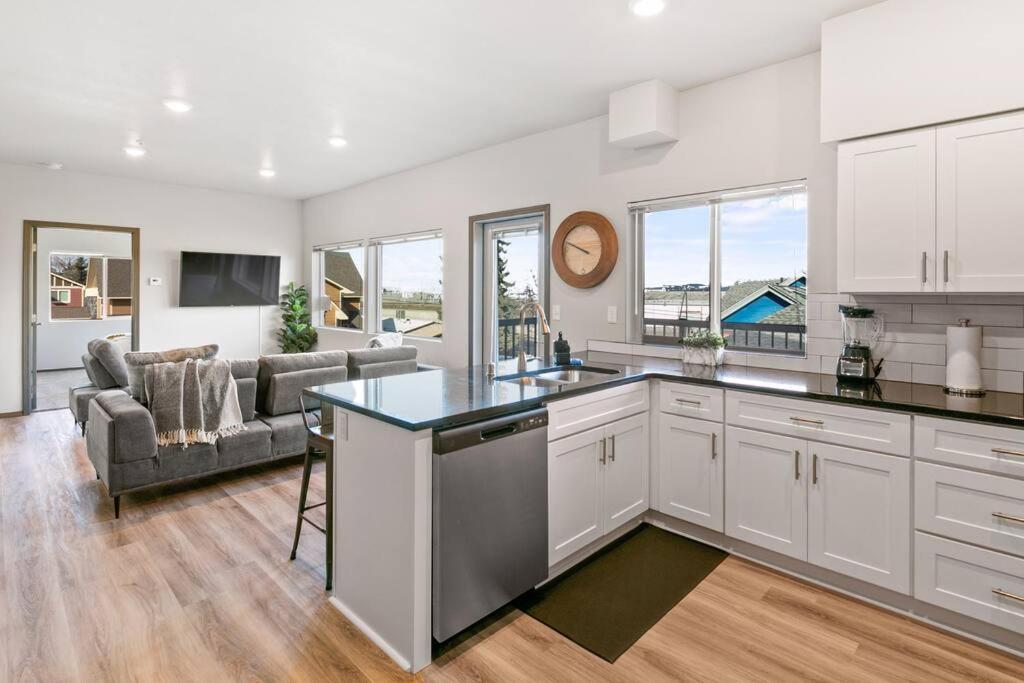 Appartamento Brand New 2 Bd 2 Bth Near Dt And Perry District Spokane Esterno foto